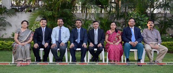 (Lt. to Rt.) Dr. Sarita Ugemuge Hon. Jt. Secretary, Dr. Avinash Wase Vice President, Dr. Kush Jhunjhunwala Hon. Secretary, Dr. Sanjay Deshpande President, Dr. Ajay Kate President Elect., Dr. Archana Kothari Vice President, Dr. Rafat Khan Hon. Treasurer and Dr. Dilip Arjune Hon. Jt. Secretary.