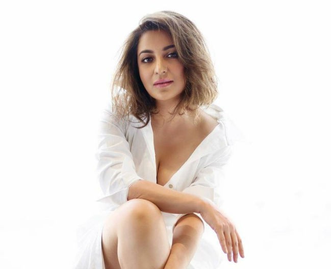 Oh la la! Hot Tisca Chopra’s sizzling pictures will make you sweat …