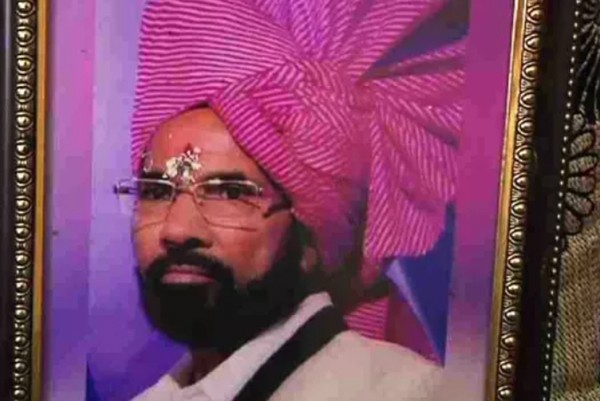 BJP worker, a moneylender drives old to commit suicide