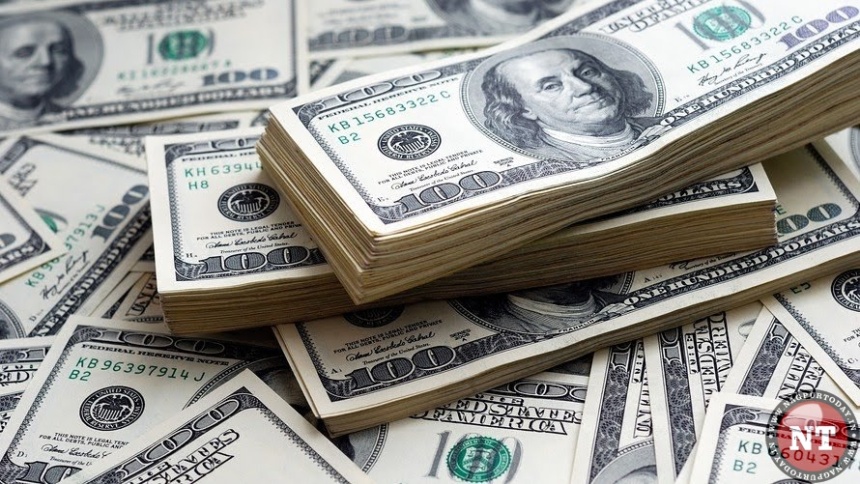 Dollars worth over Rs 3cr found with Jet crew member at IGIA, held