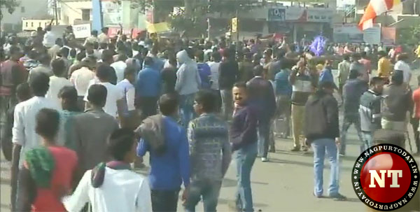 नागपुर में भीमा कोरेगांव को लेकर सड़क पर उतरी जनता