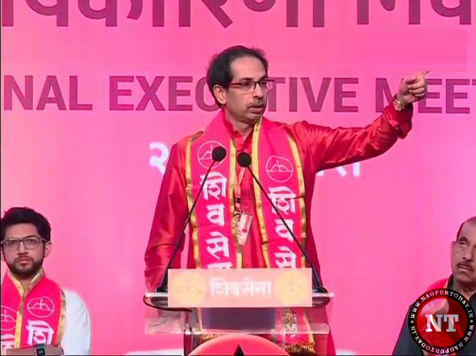 Uddhav takes a dig at Gadkari-Modi, says People of armed forces are the ones with real 56 inch chest