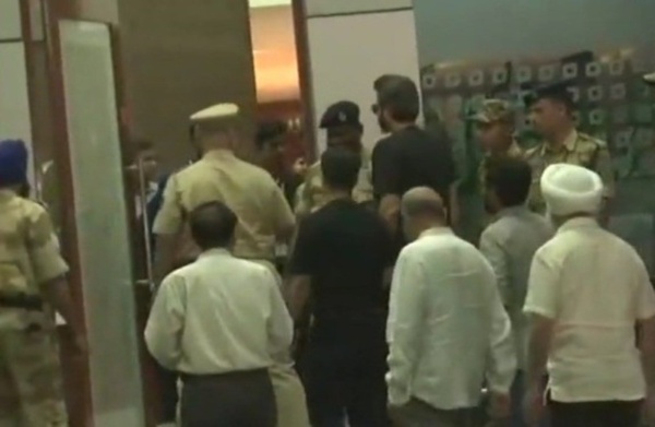 Sridevi's Body reached at Mumbai