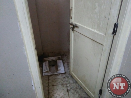Toilets in Mayo Hospital, Nagpur