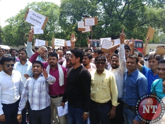 Protest at Nagpur University 