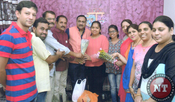 Hiranwar felicitates two CBSE Class 12 students