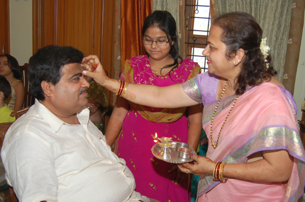 Nitin Gadkari Old Photos 