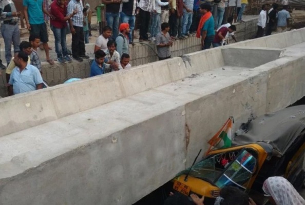 Overbridge collapse in varanasi may people injured