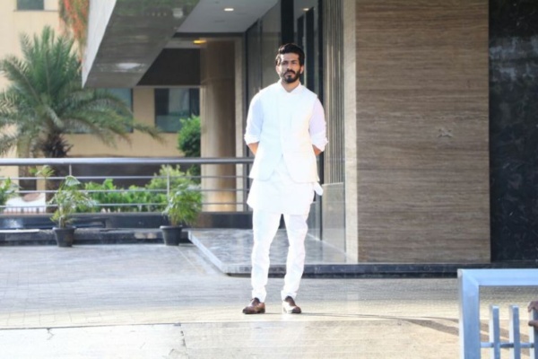 Harshvardhan Kapoor opted for a Nehtu jacket over his ivory kurta and paired them with churidar pants.