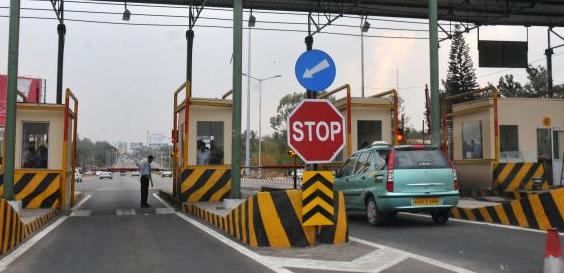 why-do-we-pay-toll-tax-in-india-shining-stars-a-group-of