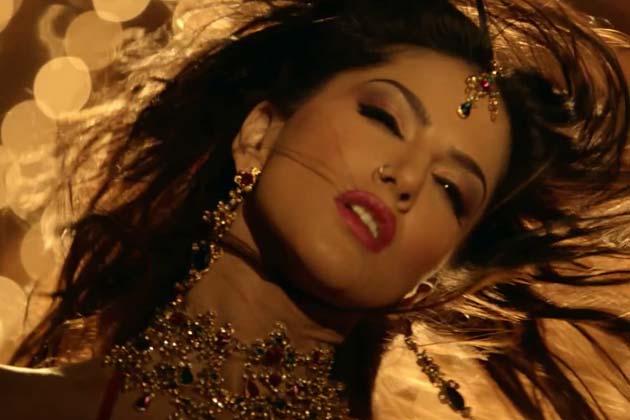 Sunny Leone Today Car Accident Sunny Leone Today Car Accident