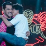 Zero Teaser: Shah Rukh And Salman Khan Replace Eid Hugs With Kisses And