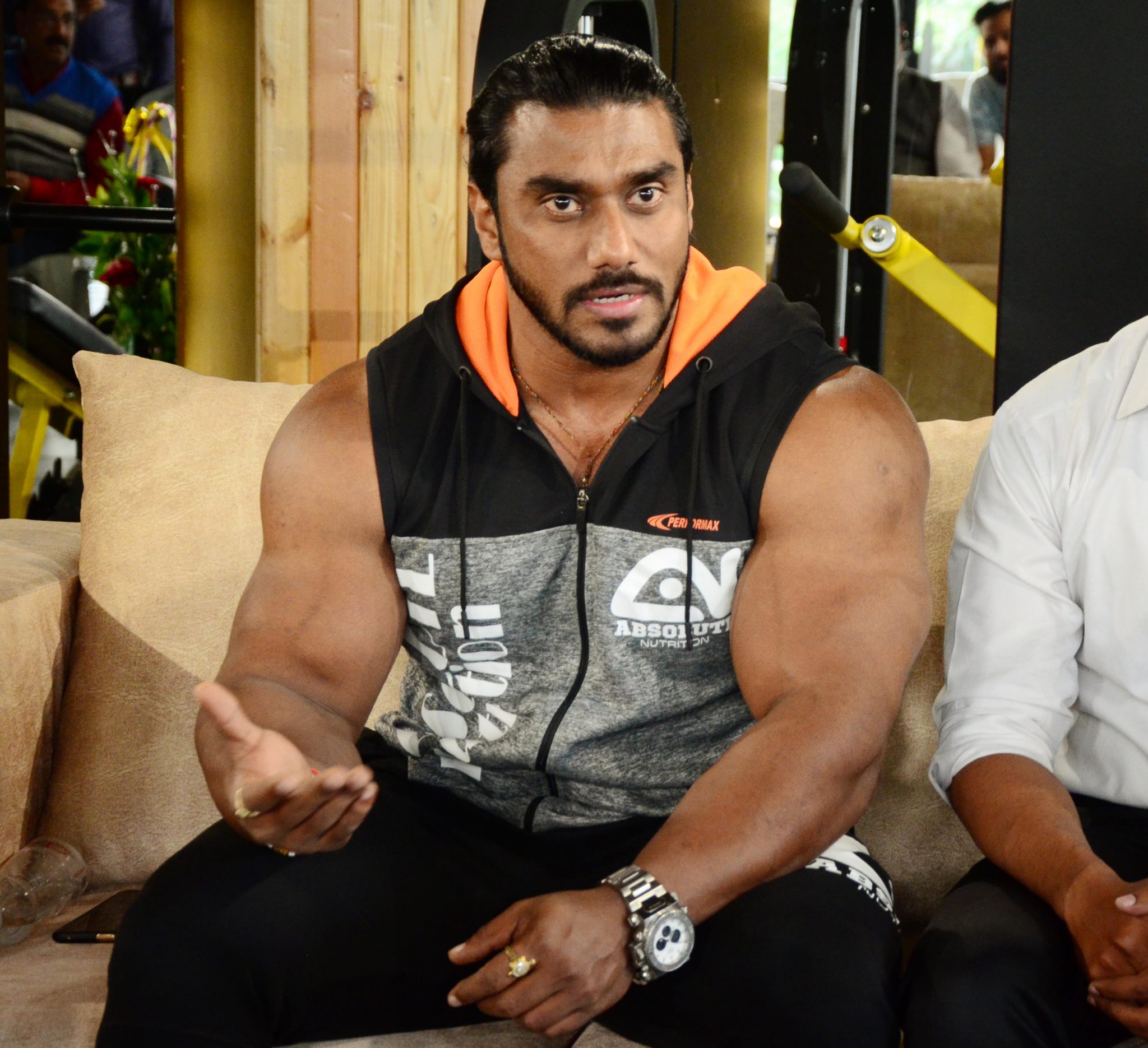 &quot;Control Your Diet” says world champion Bodybuilder