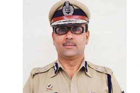 पुलिस आयुक्त अमितेश कुमार ने बर्डी में लॉकडाउन का लिया जायजा, नियमों का पालन करने की नागरिकों से की अपिल