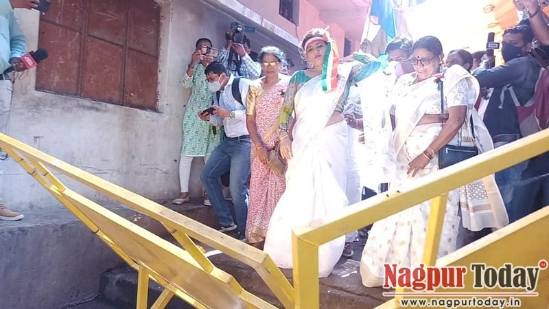 NCP's Jwala Dhote leads CSWs agitation against cops over sealing Nagpur's red-light area - Vimarsana News