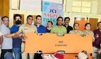 JCINAGPUR PHARMA Distributes Medical Stretcher & First Aid Box To Maharashtra State Highway Police