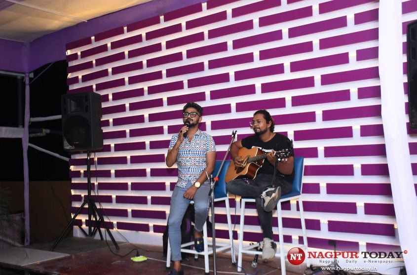 De'Martini Lounge opens for rooftop bites, buzz and more!