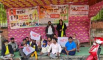 संविधान चौकात आपल्या विविध मागण्यांसाठी दिव्यांगांचे आंदोलन