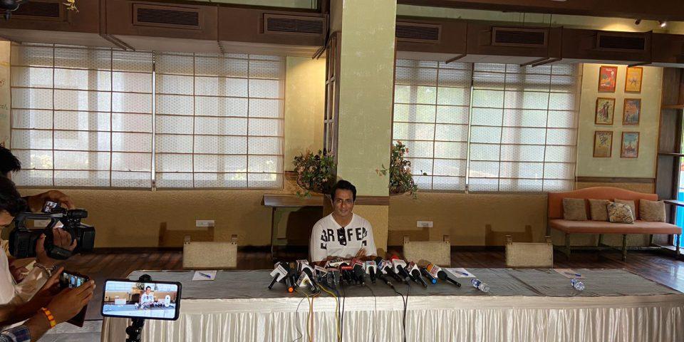 Actor Sonu Sood in Nagpur, joins crowdfunding to secure Rs 16 Cr life-saving shot for city kid