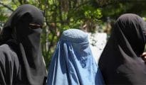 Taliban order women to wear burqa in public