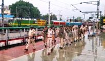Video गोंदिया: अग्नीपथ बवाल के बाद रेलवे स्टेशन की सुरक्षा बढ़ी, पुलिस जवानों का मॉक ड्रिल