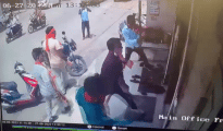 Video गोंदिया: निर्दलीय विधायक विनोद अग्रवाल के जनसंपर्क कार्यालय की शिव सैनिकों  ने की तोड़फोड़