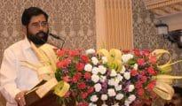 पार्टी विरोधी गतिविधियों में लिप्त होने का हवाला देकर उद्धव ने एकनाथ शिंदे को शिवसेना से निकाला