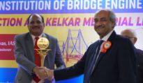 Maha Metro MD Dr Brijesh Dixit conferred with Special Lifetime Achievement Award
