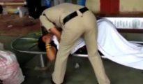 गोंदिया : ट्रेन में महिला को प्रसव पीड़ा होने पर RPF ने की तत्काल सहायता , जीवन रक्षा