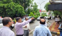 मनपा आयुक्त, अधिकारियों ने किया बारिश की स्थिति का निरीक्षण