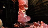 Suspected beef sized from roadside food joint near Nagpur