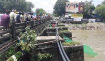 Water pipeline washed away in nullah near University Library