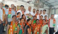 36 workers of Uddhav’s Shiv Sena join BJP in Bawankule’s presence in Nagpur
