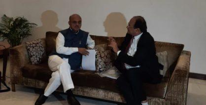 Maha Metro MD Dr Dixit Meets Union Minister Dr Bhagwat Karad