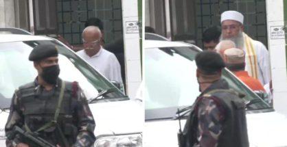 RSS chief visits mosque in Delhi amid outreach to Muslim community
