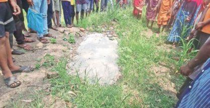 ४२ दिवसापासून अंतिम संस्कार न करता बापाने केला मुलीचा मृतदेह जतन…