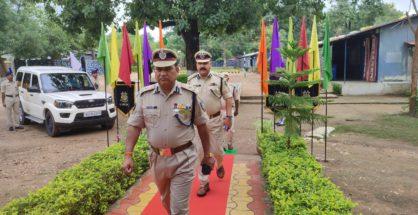 DIG CRPF Gandhinagar range JN Kohli’s three day tour of 37 Bn CRPF camp Aheri Pranhita concludes