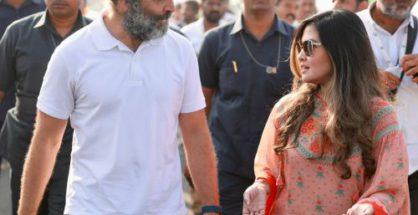 Riya Sen joins Bharat Jodo Yatra