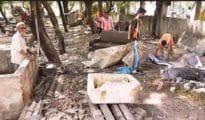 NMC bulldozes vegetable, mutton markets in Khamla to pave for Orange City Street