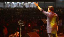 Poet Muntashir warms up hearts of audience at Khasdar Sanskrutik Mahotsav