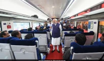 PM Modi inaugurates Nagpur-Mumbai expressway, AIIMS and 6th Vande Bharat Express: Key points