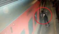 Watch: Alert TTE saves passenger’s life at Nagpur Railway Station
