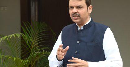 Fadnavis expresses grief on Hiraben Modi’s demise