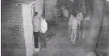 Video: Kin of political leader breaks leg of man over property dispute in Nagpur, cops’ role suspicious