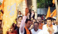 Fadnavis worships at Ramnagar Mandir on Ram Navami