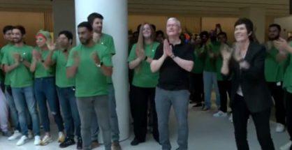 Apple opens its second store in India at Delhi