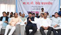 अगले दो माह में लाभार्थियों में पट्टों का पूर्ण आवंटन सुनिश्चित करें: फडणवीस
