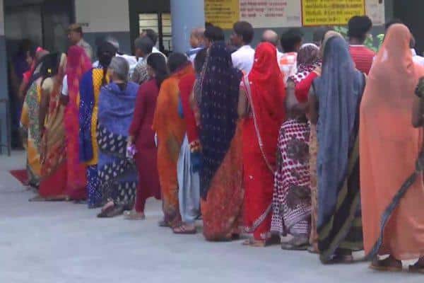 UP local body polls: Final phase of voting begins