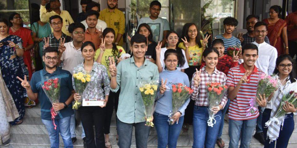 HSC Result 2023: Janvi Masurkar from LAD College emerges as Nagpur Arts topper