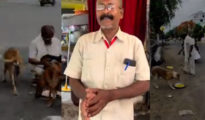 Video: Meet Nagpur’s “Dog Man” and his merciful act!